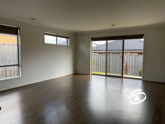 10 Eloise Circuit, 3809, Officer Vic - Photo 1