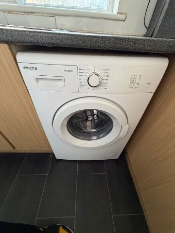 1 Bed Maisonette, Shere Road, IG2 - Photo 4