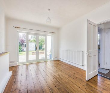 3 bedroom detached house to rent - Photo 5