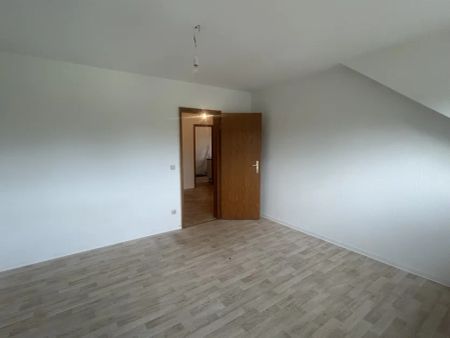 Renovierte 4-Zimmer Wohnung in ruhiger Lage - Photo 4