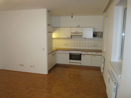 "Urban Living trifft Ruheoase: sanierter Wohntraum in Bestlage Linz" - Photo 1