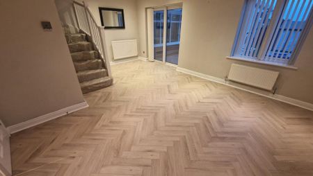 3 bedroom semi-detached house to rent - Photo 2