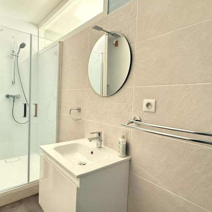 2 PIECES CHATOU, - Photo 1