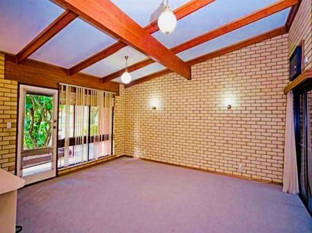 5-bedroom shared house / townhouse, Lilka street - Photo 3