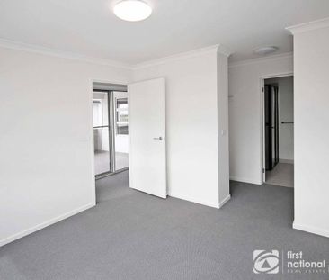 Brand-New Double-Storey Home in a Prime Location - Photo 3