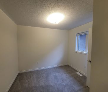 For Lease - 1135 Azalea Avenue, Pickering, Ontario - Photo 1