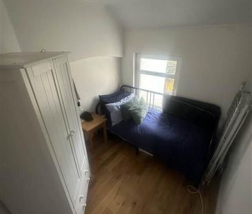 39 Milfort Avenue, Dunmurry, Belfast, BT17 9BJ - Photo 3