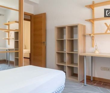 4 room luxury Apartment for rent in Madrid, Autonomous Region of Ma... - Photo 4