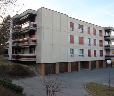 Fully renovated 2.5-room apartment on the 1st floor in Granges-Paccot - Photo 2