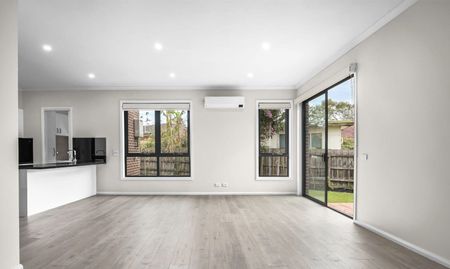 2/12 Stradbroke Crescent, Mulgrave - Photo 4