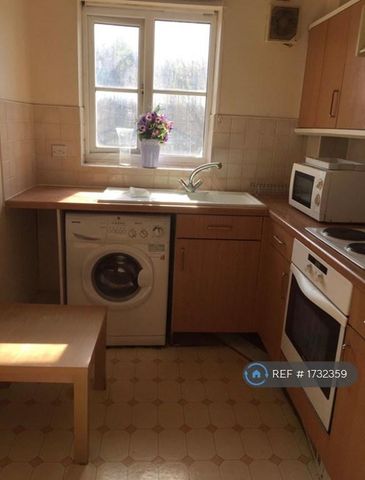 1 bedroom flat to rent - Photo 3