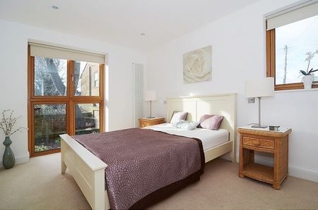 2 bedroom detached house to rent - Photo 4