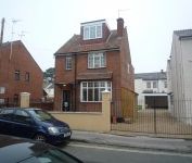1 bed Terraced - To Let - Photo 4
