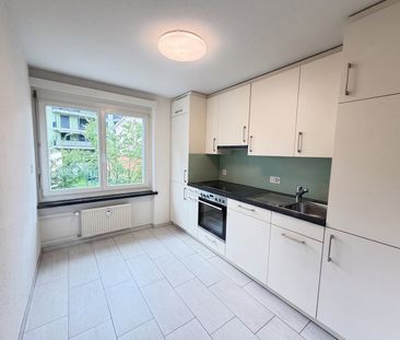 Gemütliche 3.5 -Zimmer-Wohnung mit Balkon in Reinach BL - Photo 3