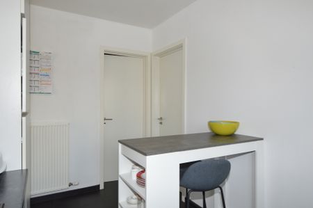 Ruim duplexapp. 4 slpk., & een netto bew. opp van +/- 140m² - Foto 2