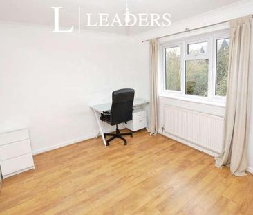 Swan Close, Colchester, Essex, CO4 - Photo 5