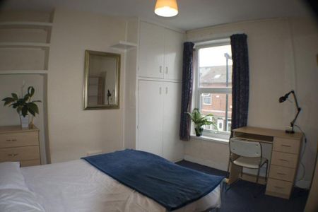 4 bedroom house to rent - Photo 3