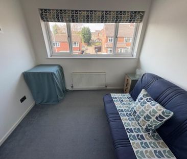 3 bedroom semi-detached house to rent - Photo 5