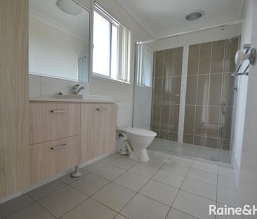 Lovely Modern 3 bed Townhouse For Rent $650 per week - Photo 1