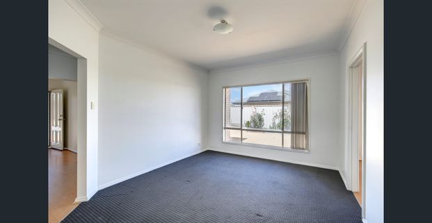 Great family home in central location - Photo 1