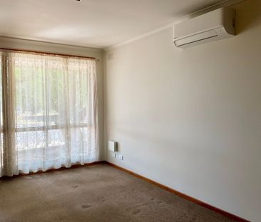 1/22 Tarneit Road, Werribee, Vic 3030 - Photo 4