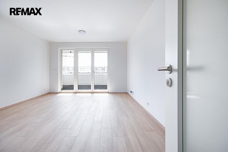 Pronájem bytu 1+kk 29 m² - Фото 2