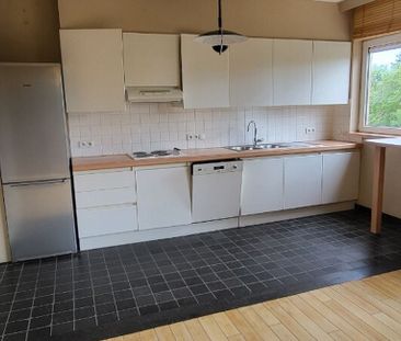 Appartement te huur in Ieper voor € 700 met 2 slaapkamers - Photo 3