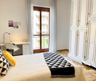 Via Caduti di Cefalonia, Florence, Tuscany 50127 - Photo 4