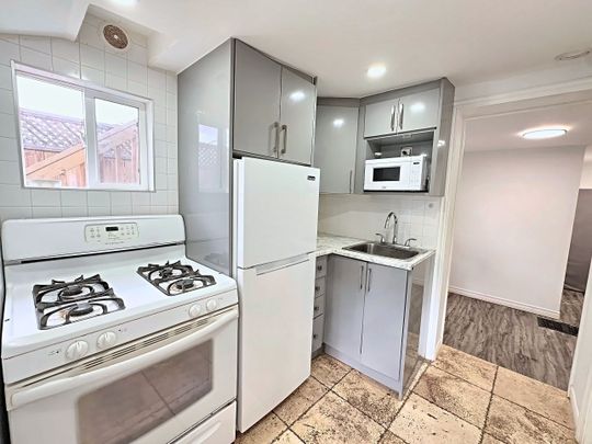 For Lease - 444 Westmount Avenue Unit# 2, Toronto, Ontario - Photo 1