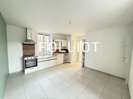 À louer : Appartement duplex T2 de 34,50 m² à Fougères - Photo 3