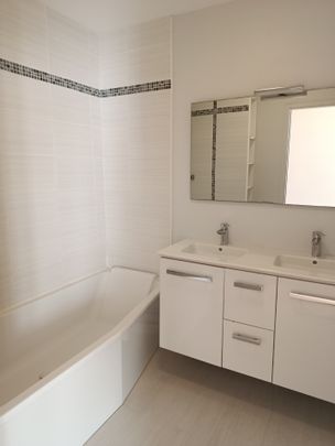 Location Appartement 4 pièces 106m² ORLEANS 45100 - Photo 1