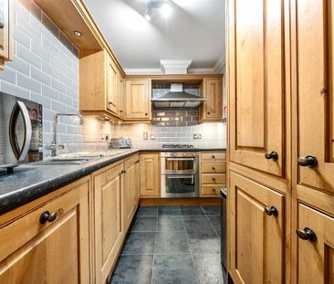 Wilmington House, Church Walk, Wilmington, DA2 7EX - Photo 1