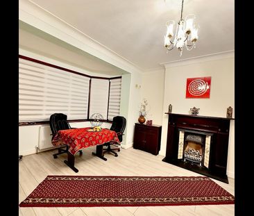 Room in a Shared House, Perth Road, IG2 - Photo 1