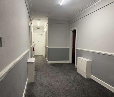 Room Queens Drive, Glasgow, G42 - Photo 6