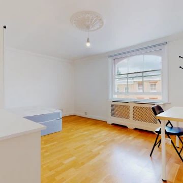 2 Bedroom 1 Bathroom Entire property - Photo 1