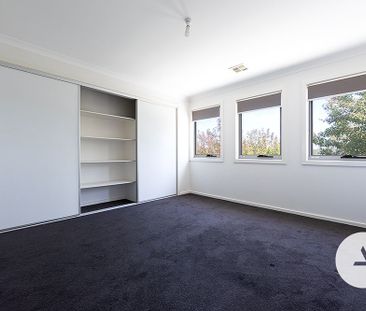 2D Avenal St,Crace - Photo 2