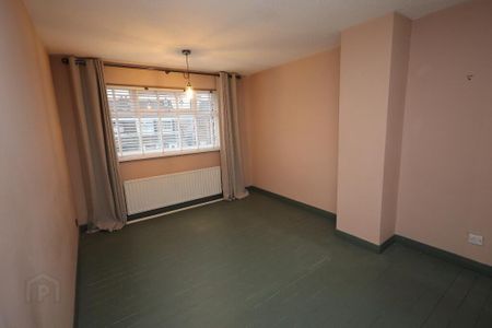 37 Ballyhenry Avenue, Newtownabbey, BT36 5AZ - Photo 3