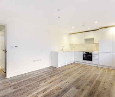 2A Wey Hill, Haslemere, Surrey, GU27 - Photo 2
