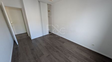 T4 de 88 m² - rue du Dr Crestin Lyon 7ème - Photo 3