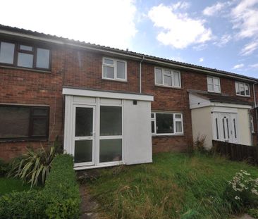 3 bedroom terraced house to rent - Photo 5