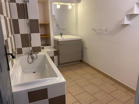 Location appartement 3 pièces 86.6 m² à Vogüé (07200) - Photo 2