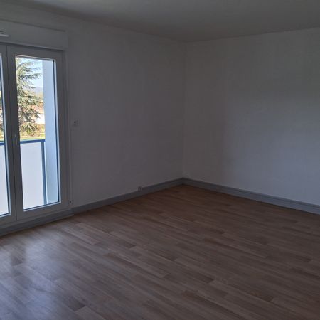 Location - Appartement T4 - 66 m² - Bavans - Photo 4