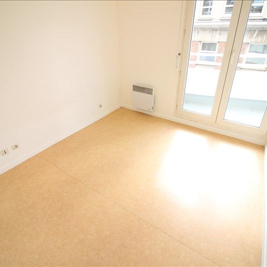 Location Appartement 2 pièces 27m² - Photo 1