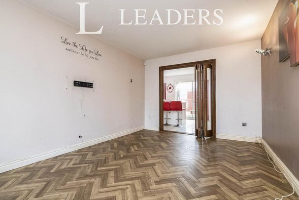 4 bedroom house to rent - Photo 1