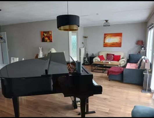 Villa te huur - Photo 1