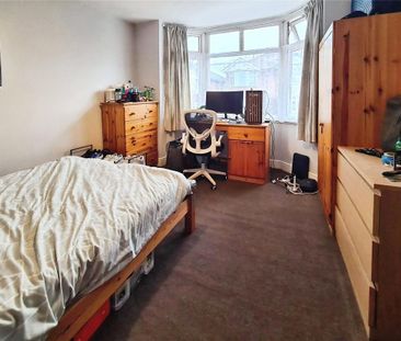 5 bedroom link detached house to rent - Photo 6