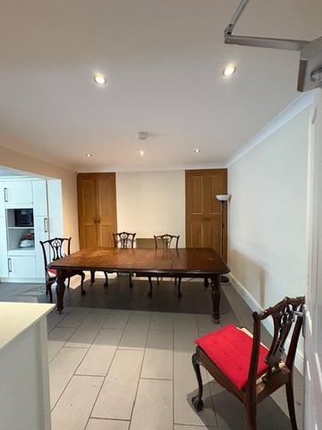 6 bedroom house to rent - Photo 4