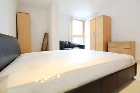1 bedroom flat to rent - Photo 3