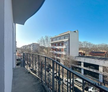 Location Appartement 4 pièces 83m² PERPIGNAN 66100 - Photo 3