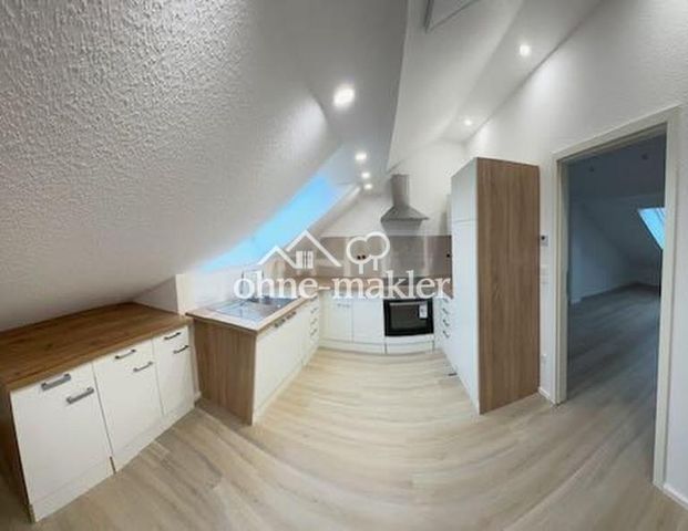 Schöne helle Wohnung, möbliert & energiesparsam - Foto 1